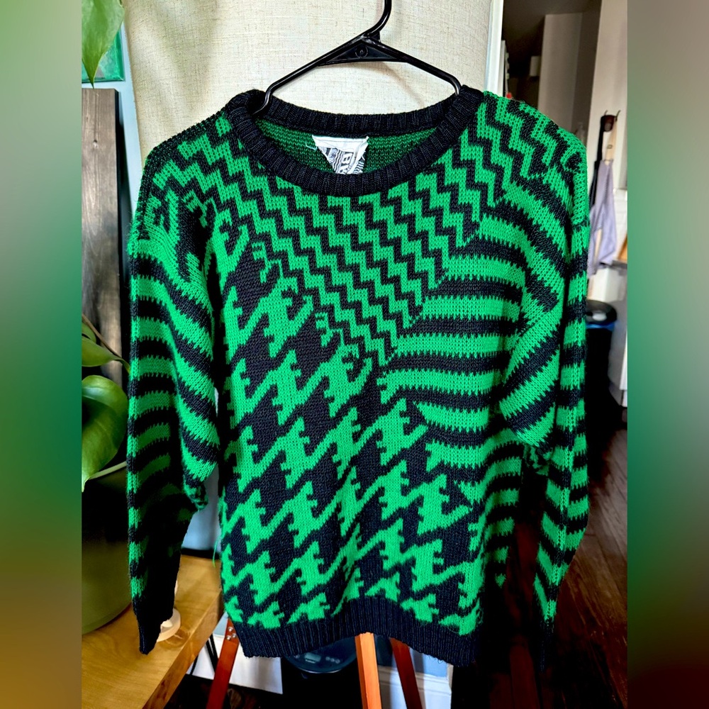 Vintage striped women’s sweater